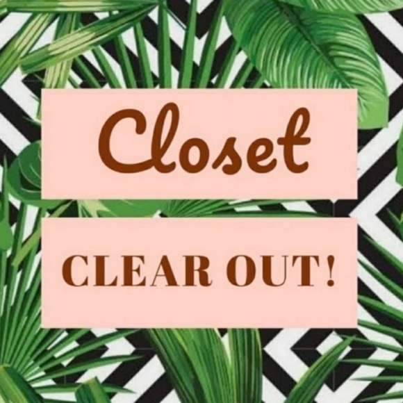 CLOSET CLEAR OUT!!!!!🔥DROPPED PRICES 40% ON ALMOST ALL ITEMS. - Picture 1 of 1